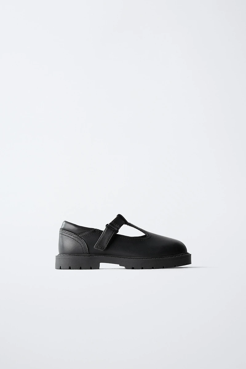 CHAUSSURES D'ÉCOLIER EN CUIR