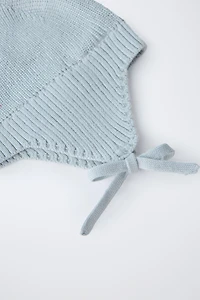 BONNET EN MAILLE PERLÉE