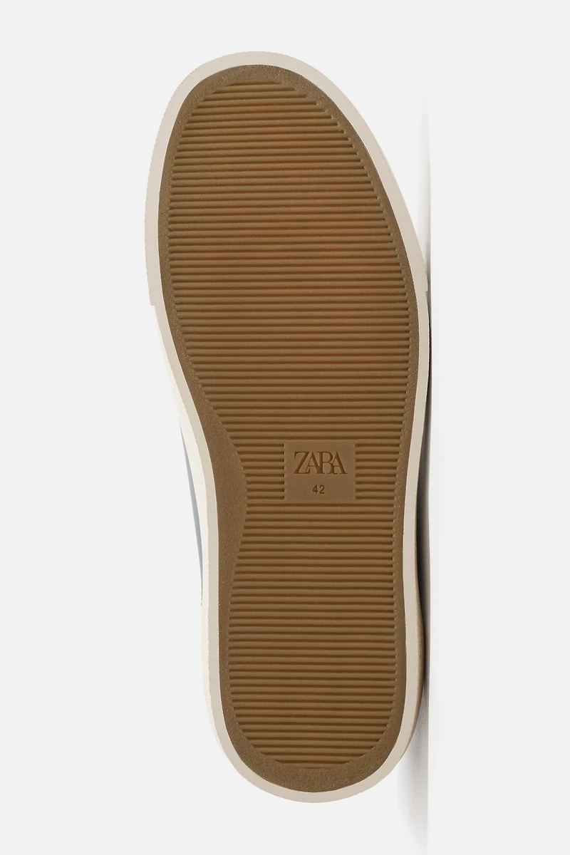 BASIC SNEAKERS
