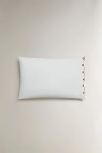 KIDS' EMBROIDERED FLORAL PILLOWCASE
