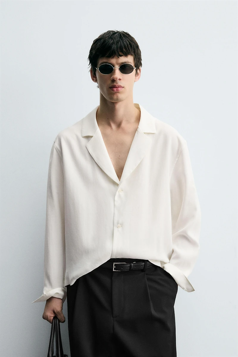 BOXY FIT FLOWY SHIRT