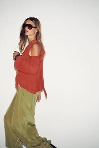 RUFFLED HALTER TOP