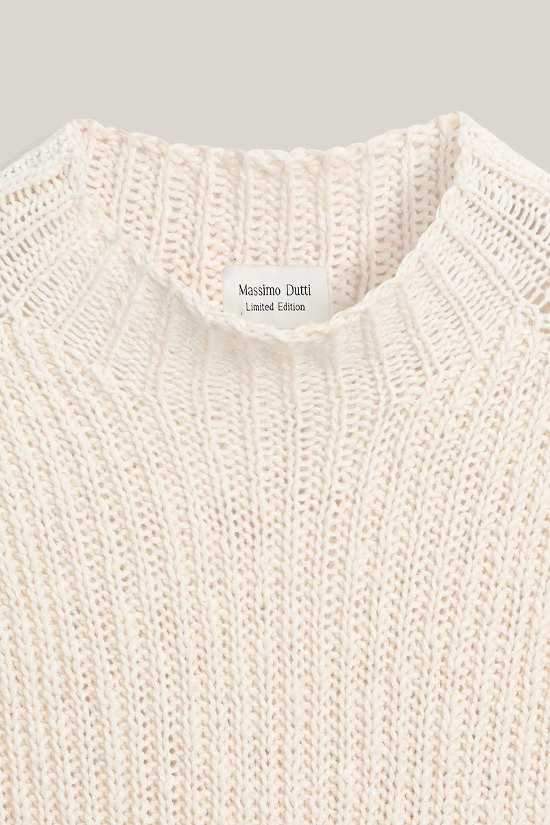 Top ajouré col montant en lin - LIMITED EDITION