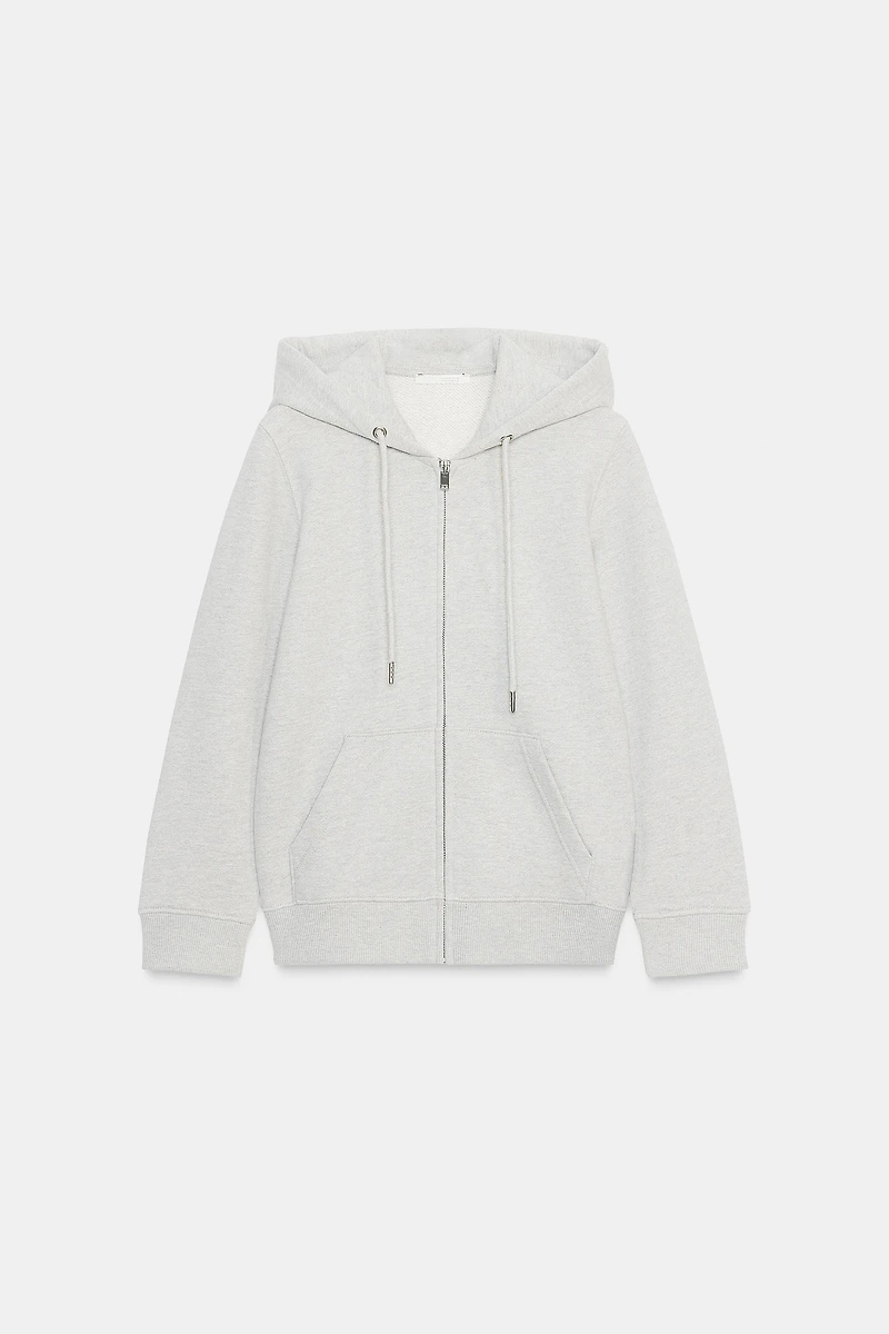 HOODED SWEATSHIRT