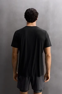 LIGHTWEIGHT TECHNICAL T-SHIRT