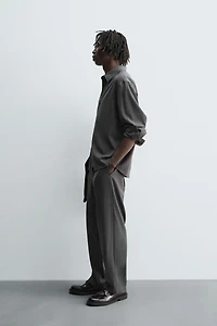 RELAXED FIT FLOWY SHIRT