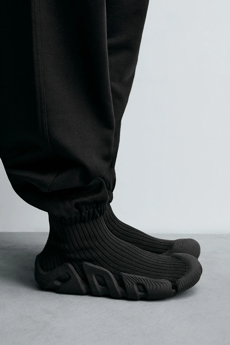 KNIT HIGH-TOP SNEAKERS