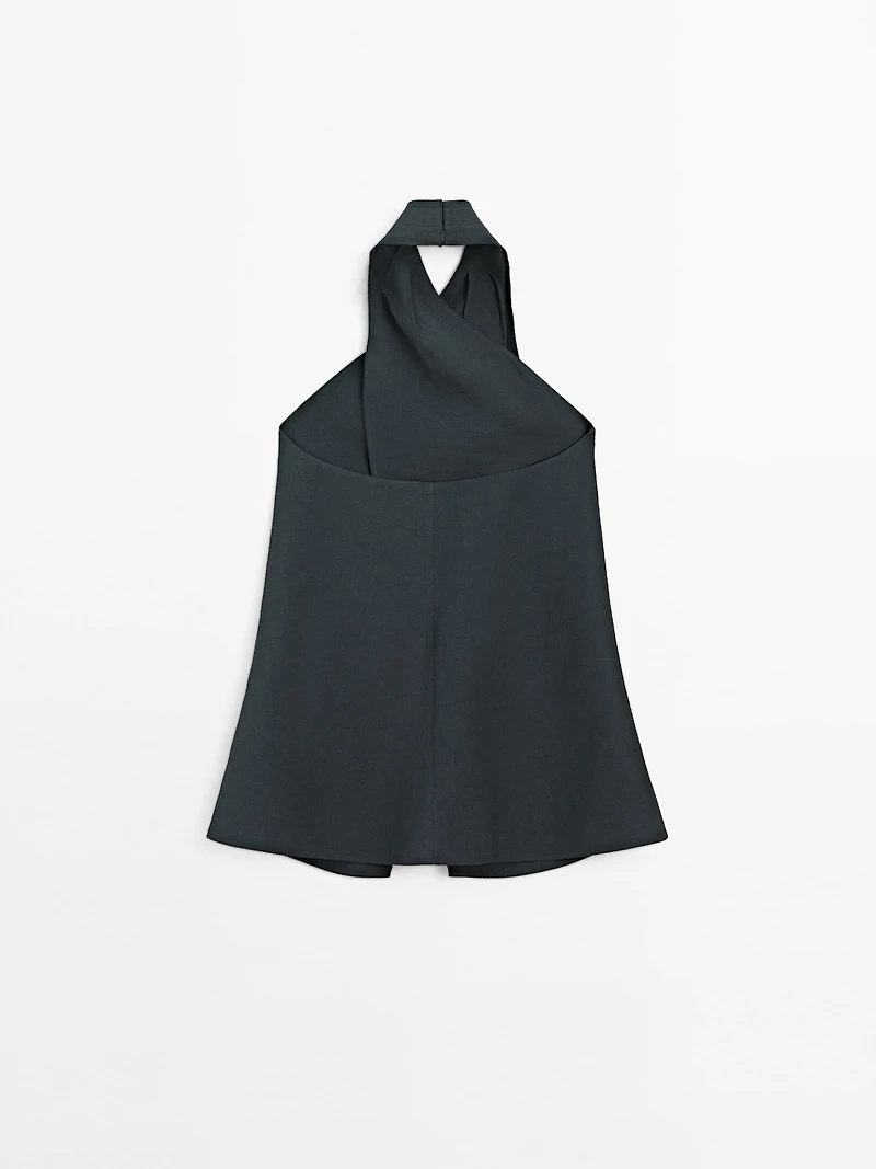 Halter neck back neckline top