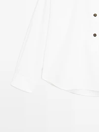 Stand collar shirt with gold buttons