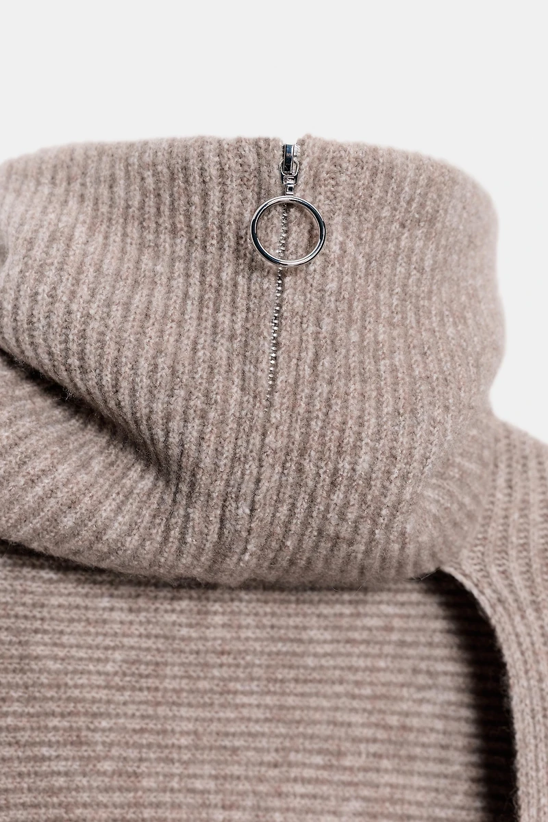 HIGH COLLAR KNIT SCARF