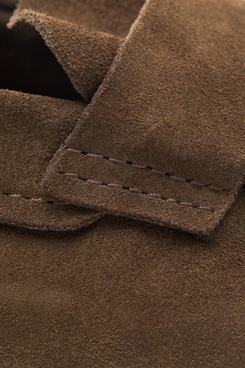 Soft leather mask loafers