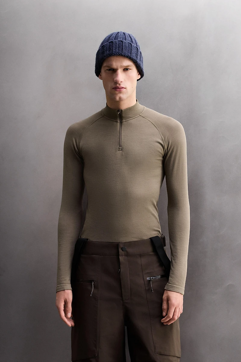 COMPRESSION QUARTER-ZIP SKI T-SHIRT