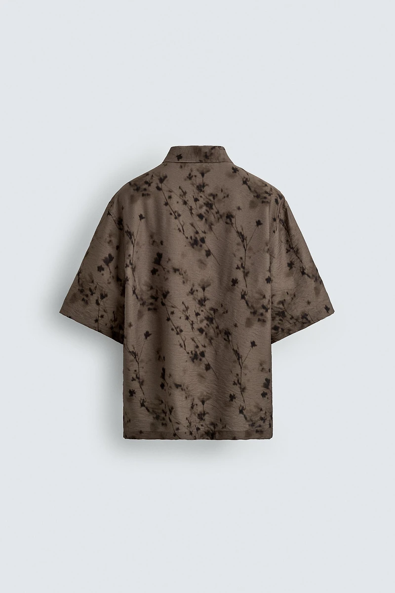 FLOWY ABSTRACT PRINT SHIRT