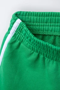 TEXT SIDE STRIPE SHORTS