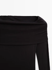Long sleeve strapless T-shirt