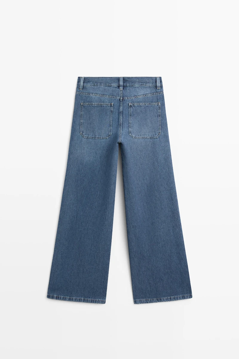 Mid-waist wide-leg jeans
