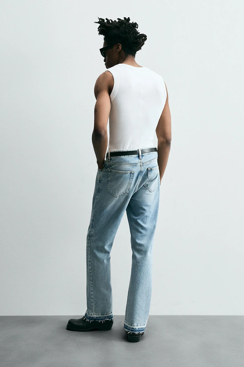 FLARE FIT JEANS