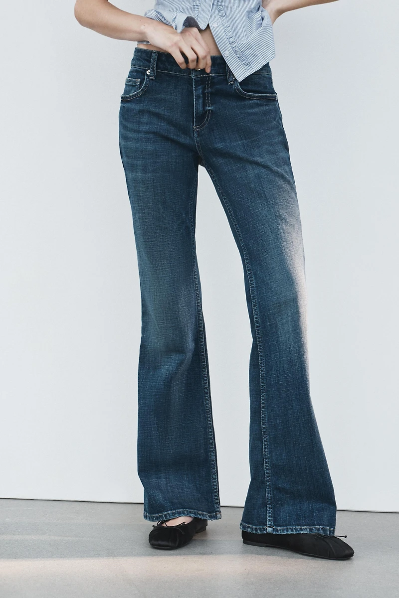 TRF LOW-RISE BOOTCUT JEANS