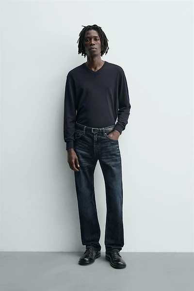 FLOCKED STRAIGHT FIT JEANS