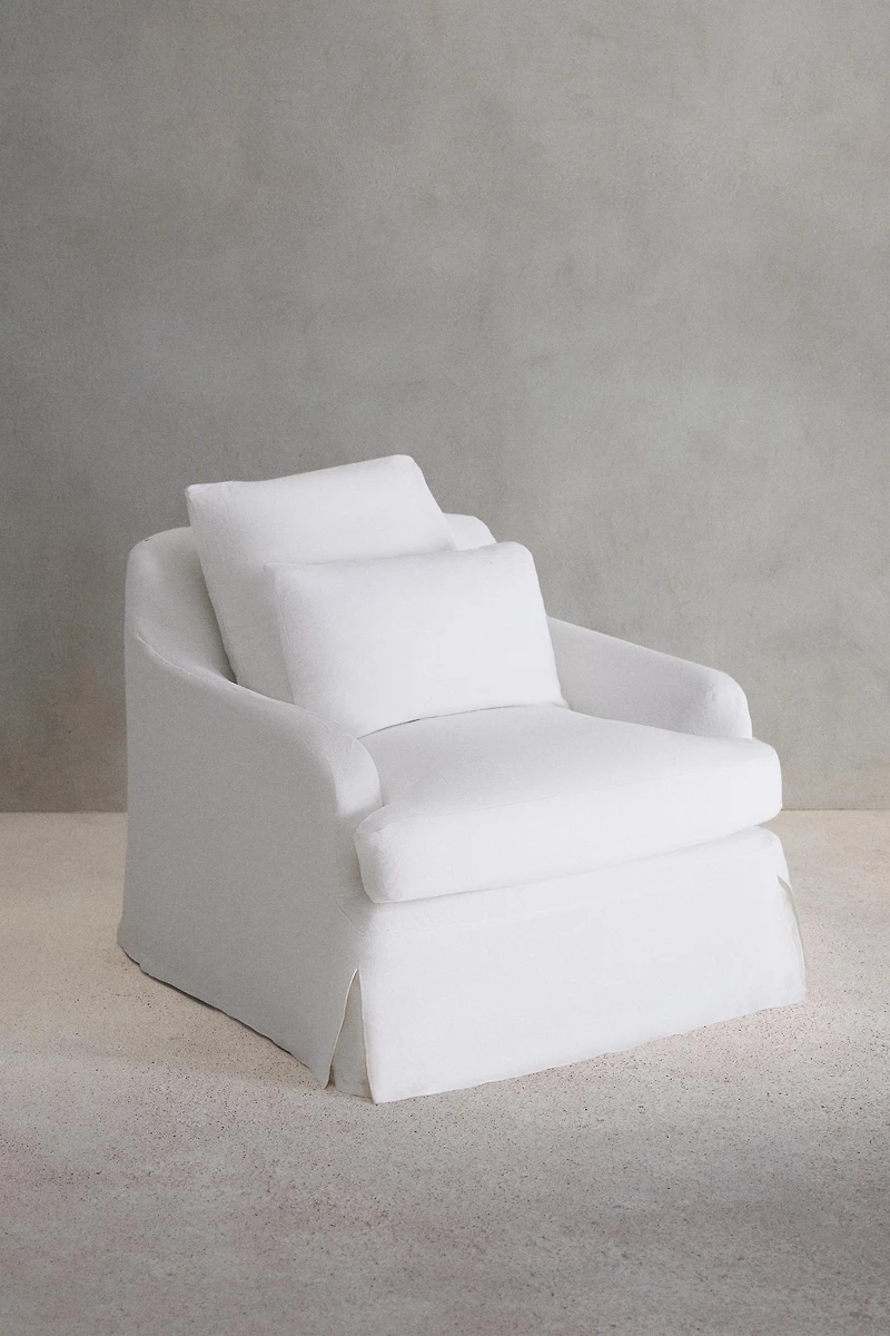 ARMCHAIR 01