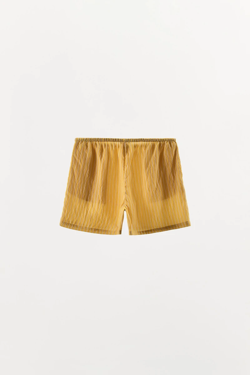 STRIPED PRINT SHORTS