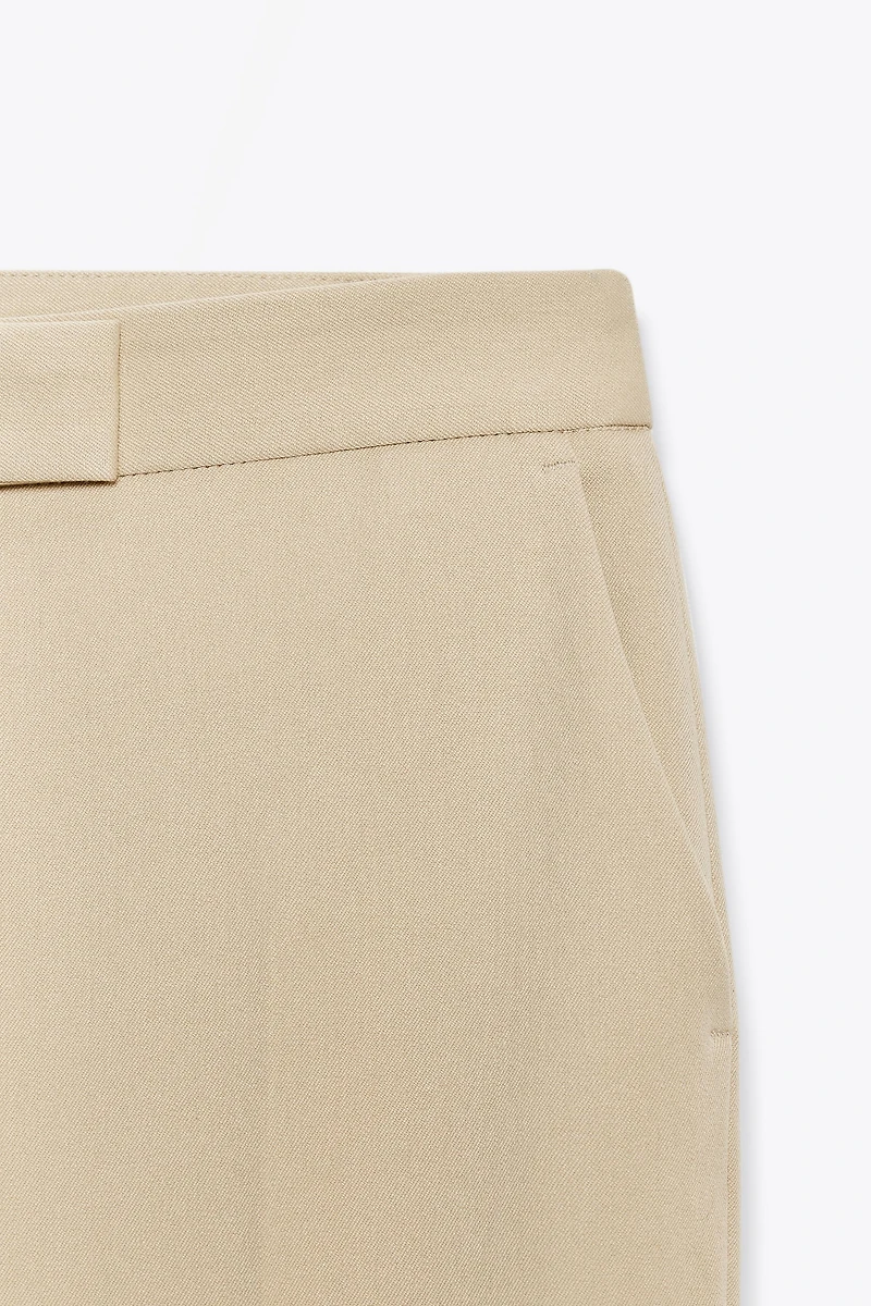 LOW RISE FLARE PANTS