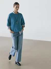 Low-rise straight-leg jeans