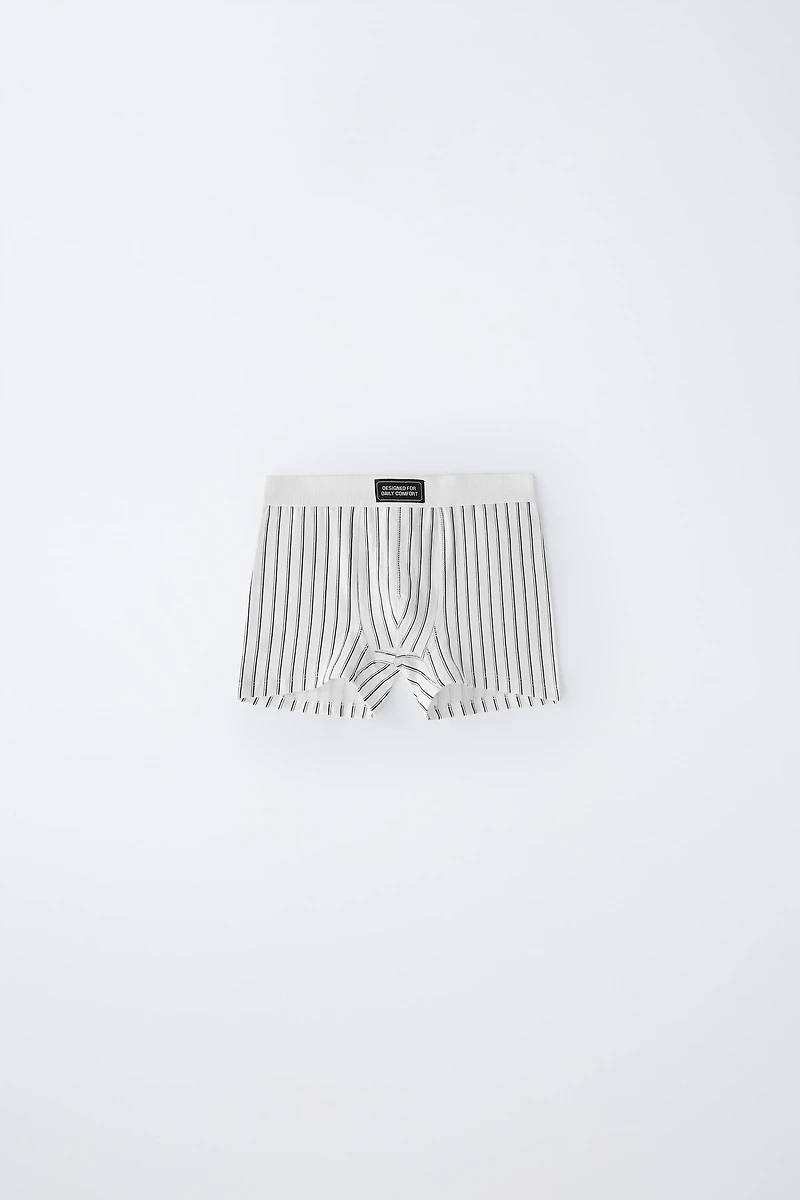 AGES 6-14 / FIVE-PACK OF BOXERS WITH LABEL