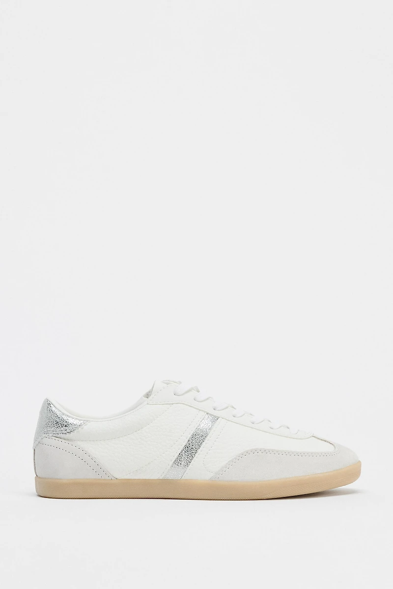 ATHLETIC SHOES