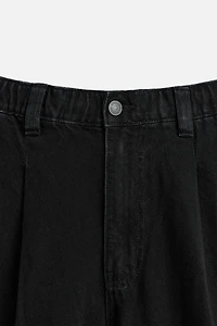 PLEATED WIDE FIT DENIM CHINO PANTS