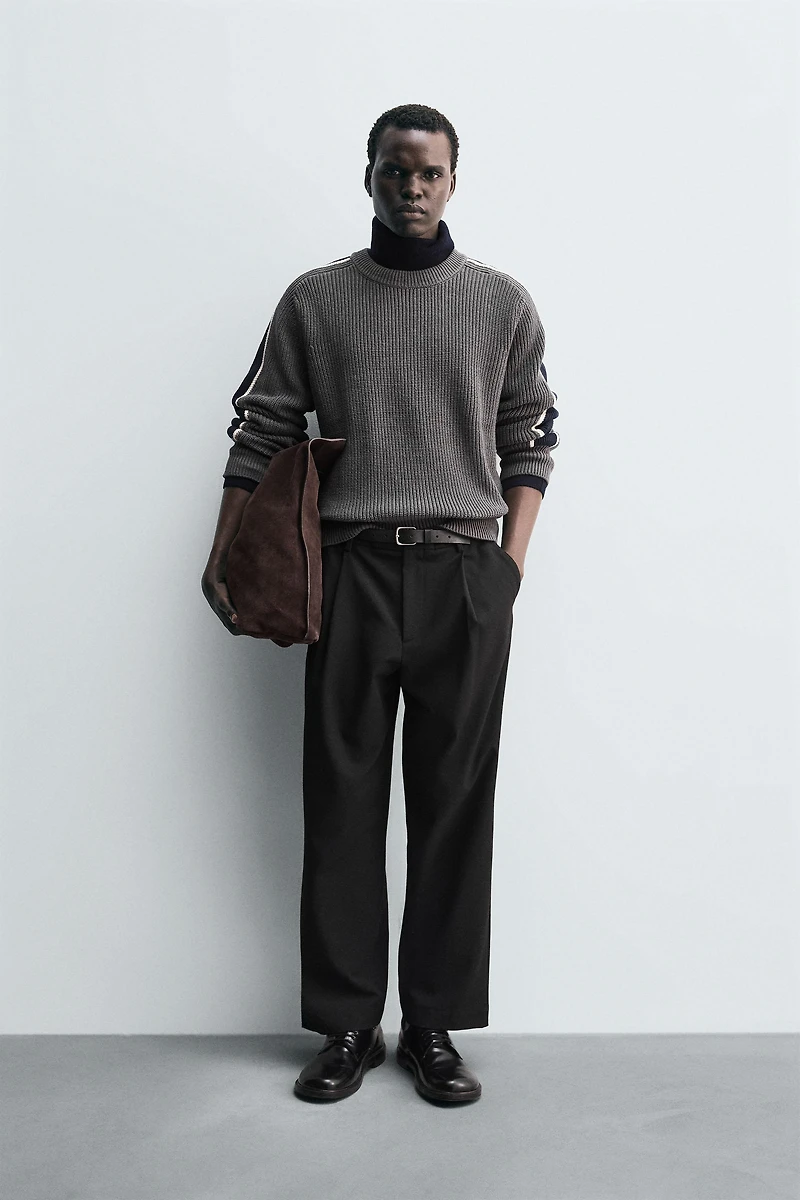 PULL COLOR BLOCK AVEC BANDES