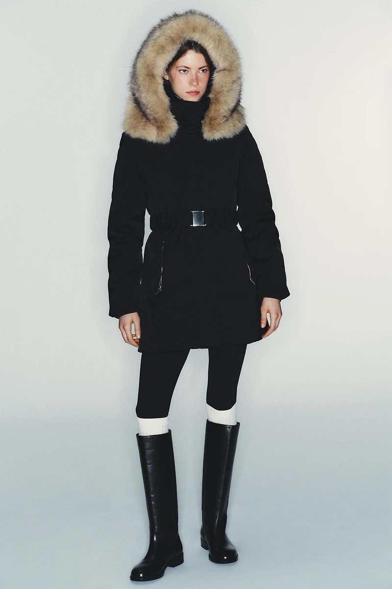 LOW HEEL LEATHER BOOTS