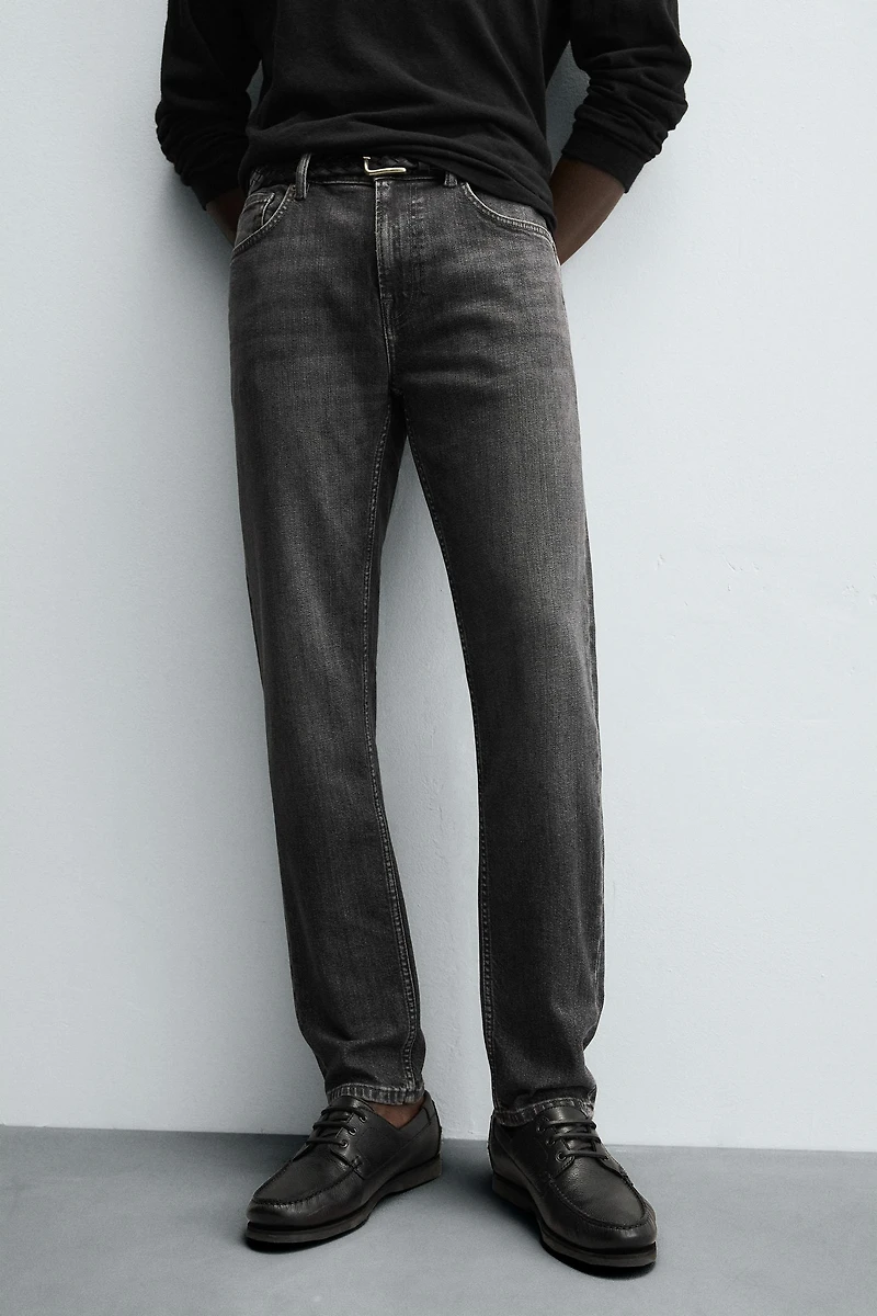BASIC SLIM FIT JEANS