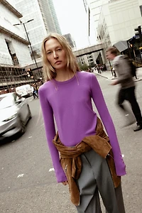 BASIC PLAIN KNIT SWEATER