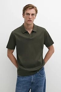 Short sleeve V-neck polo shirt