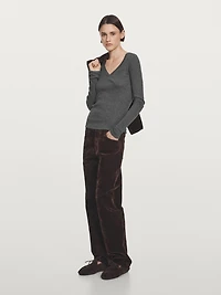 Ribbed V-neck T-shirt with long sleeves