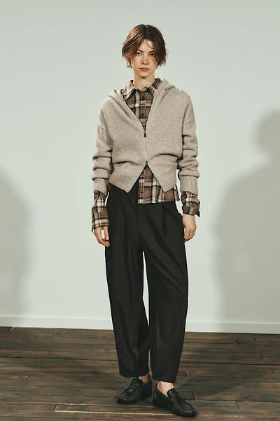 CHECKED PANTS WITH DARTS