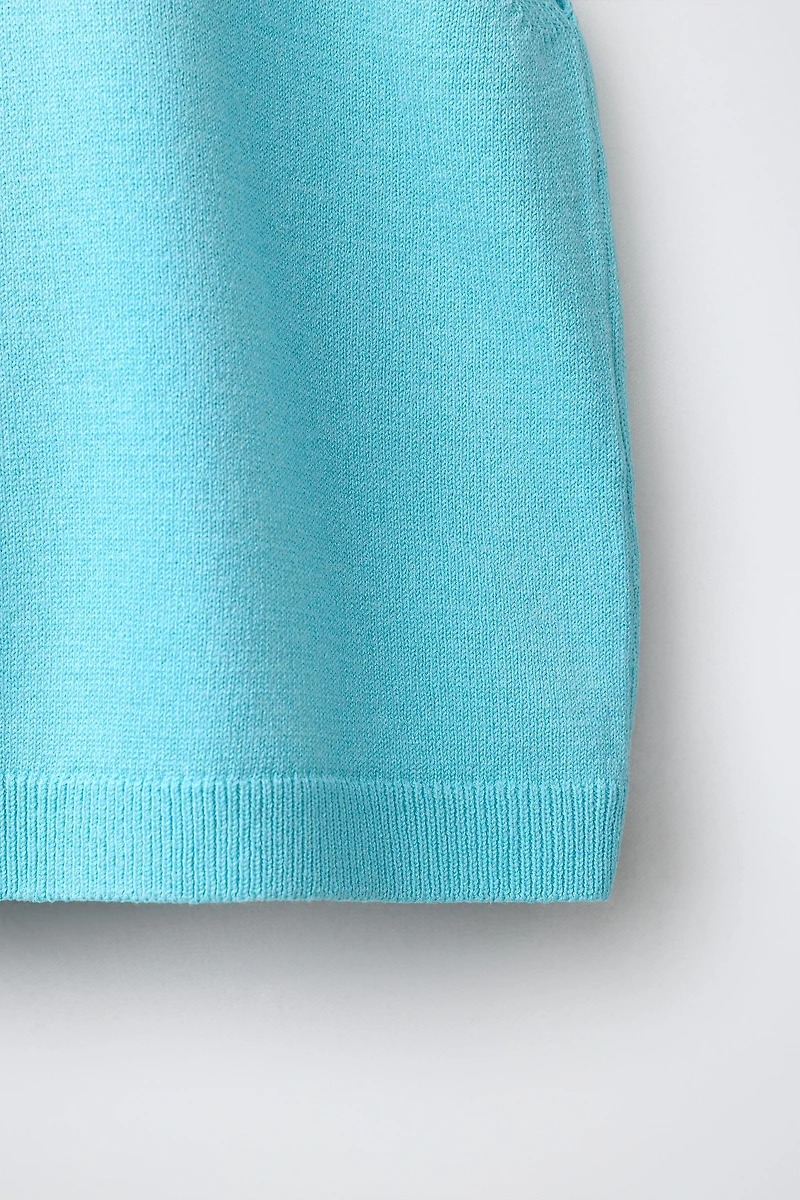 BUTTON KNIT TOP