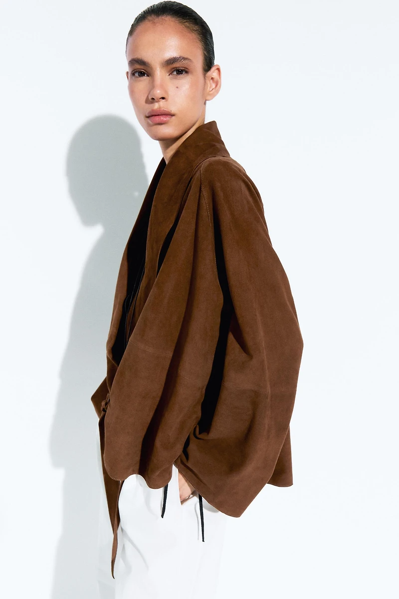 Kimono à nouer en cuir et daim