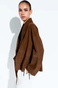 Kimono à nouer en cuir et daim