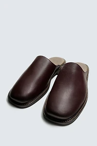 SABOTS EN CUIR