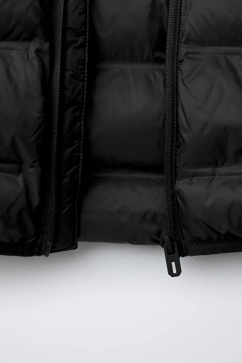 LIGHTWEIGHT WATER REPELLENT JACKET