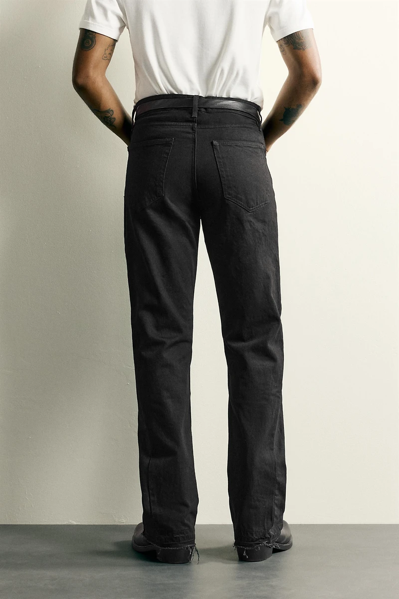 FLARE FIT JEANS
