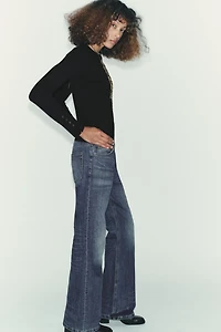 BASIC PLAIN KNIT SWEATER