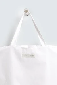 SUIT CARRIER