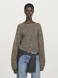 100% cashmere knit boat neck sweater