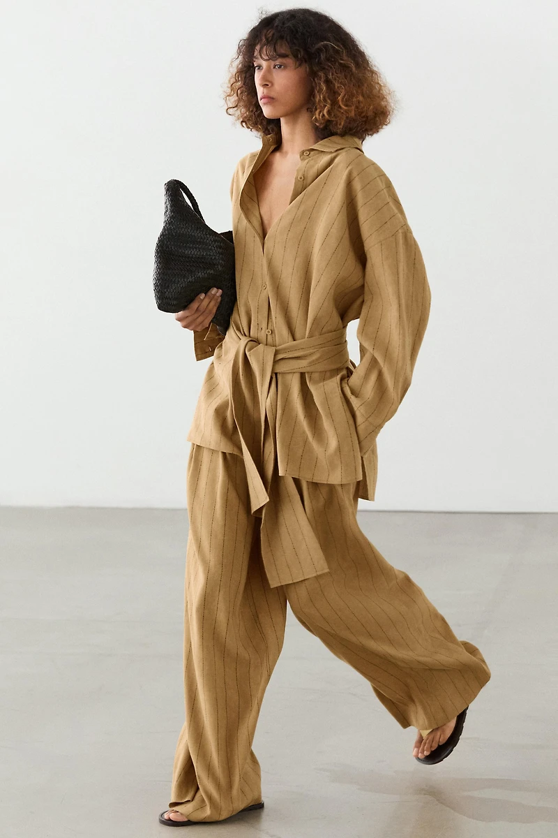 Darted wide-leg trousers
