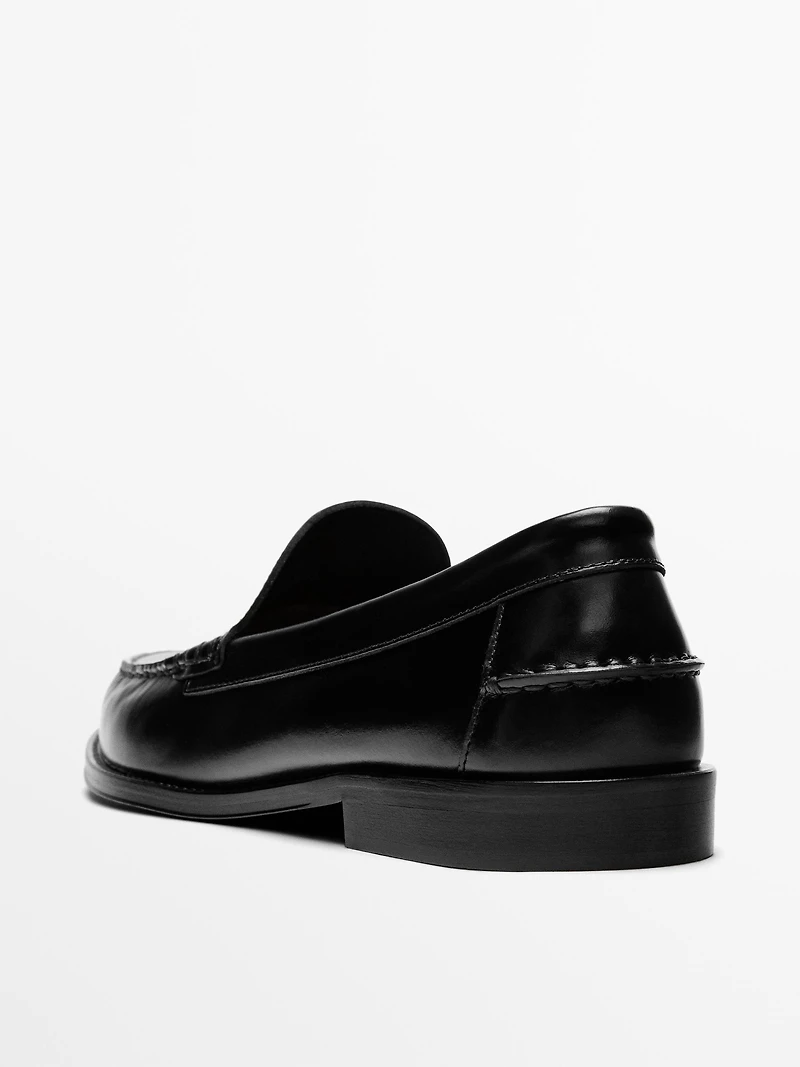 Leather loafers with glossy finish