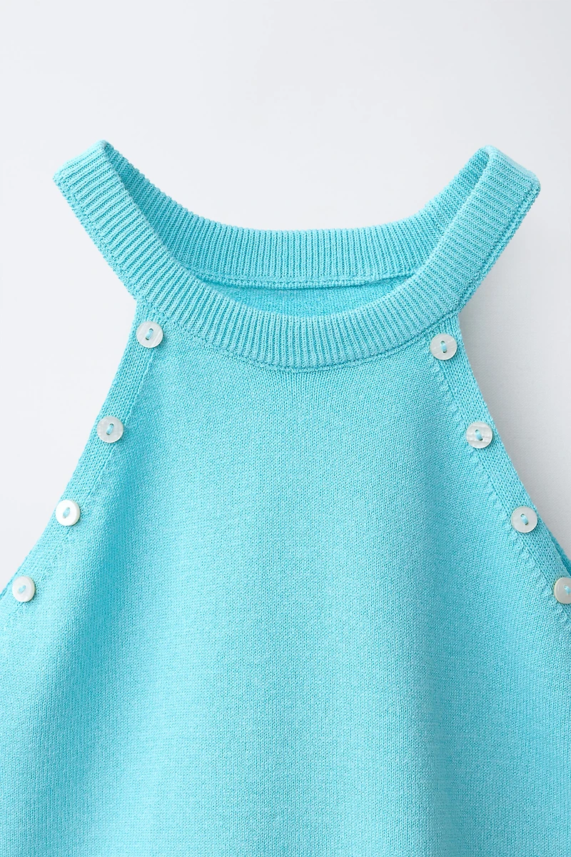 BUTTON KNIT TOP