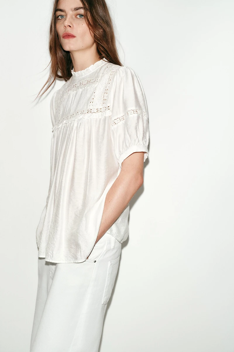 ROMANTIC PUFF SLEEVE BLOUSE